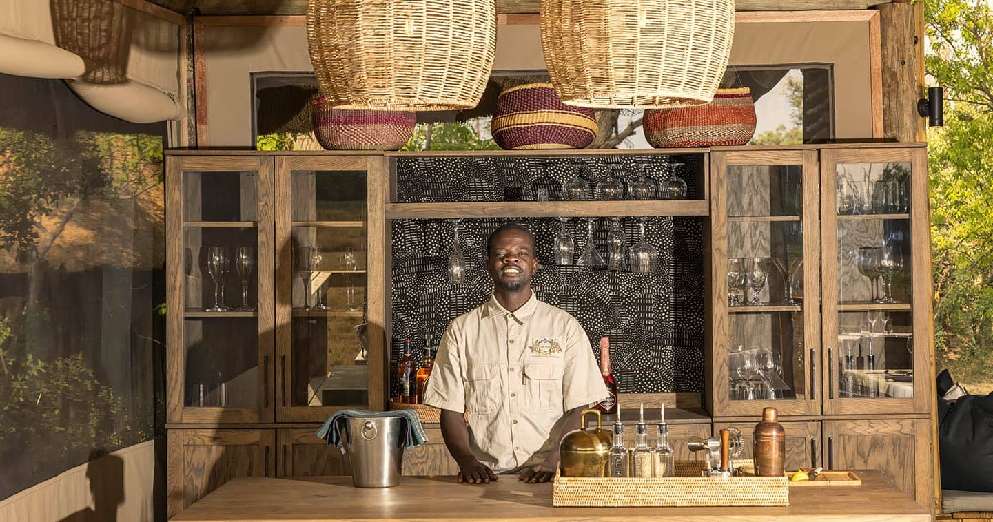 Bar and dining area at Camp Khwai, Moremi safari lodge