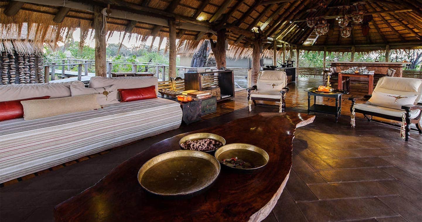 Luxury Lodge Accommodation Lounge at Little Mombo Camp