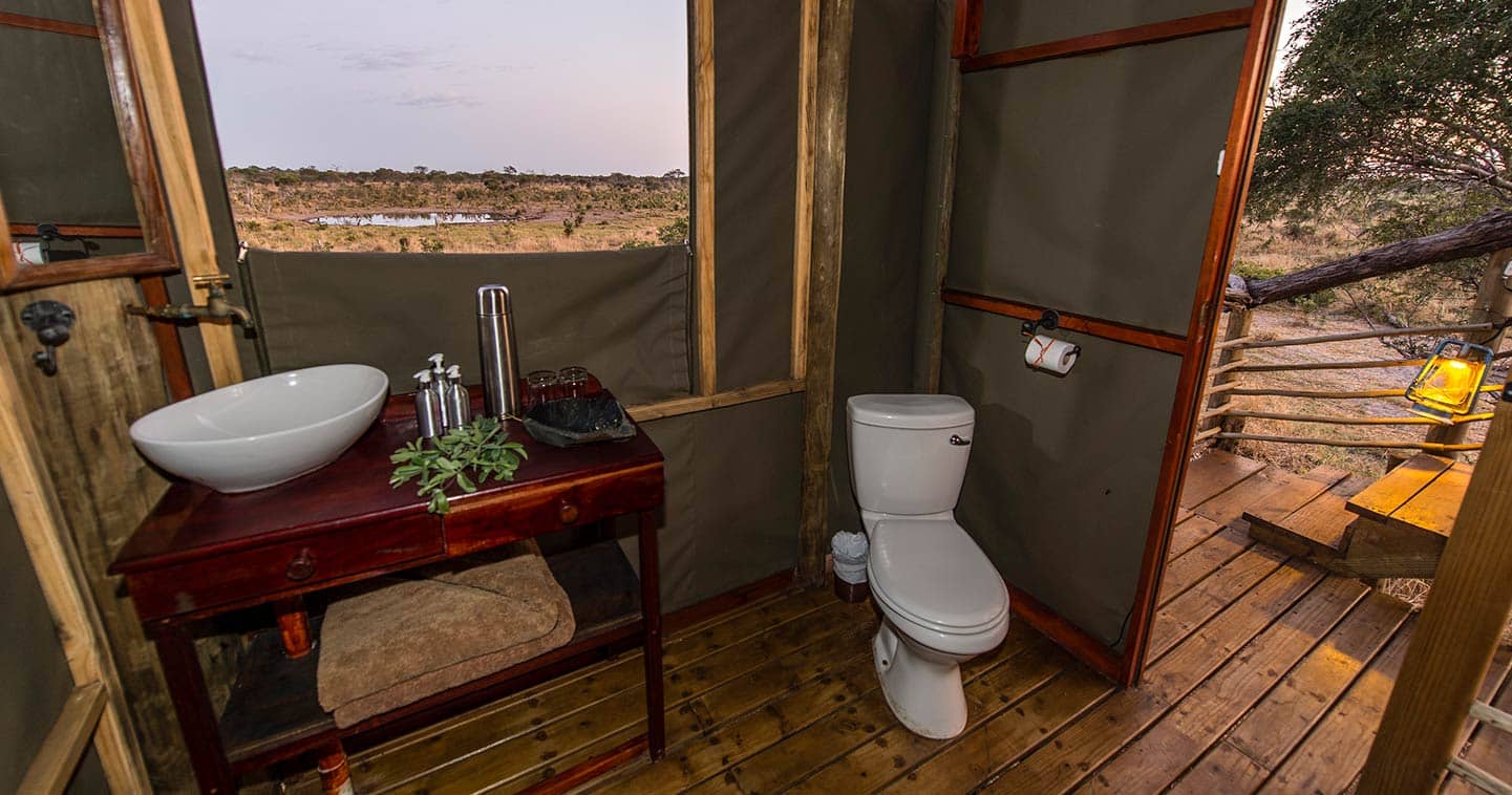 Bathroom at Khwai Skybeds